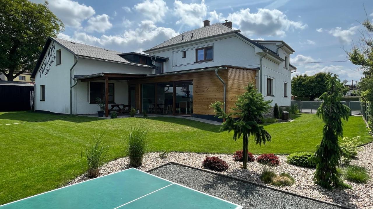 Penzion 411 Solnice Buitenkant foto